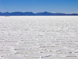 Salar_Uyuni_au01